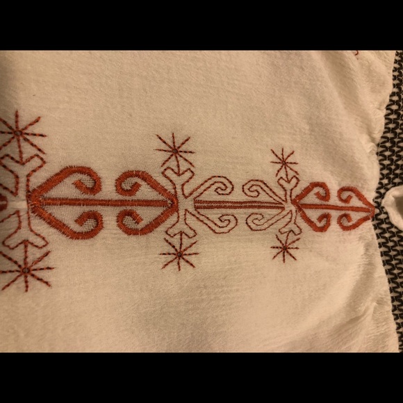 ELLOS Embroidery top - Picture 10 of 10